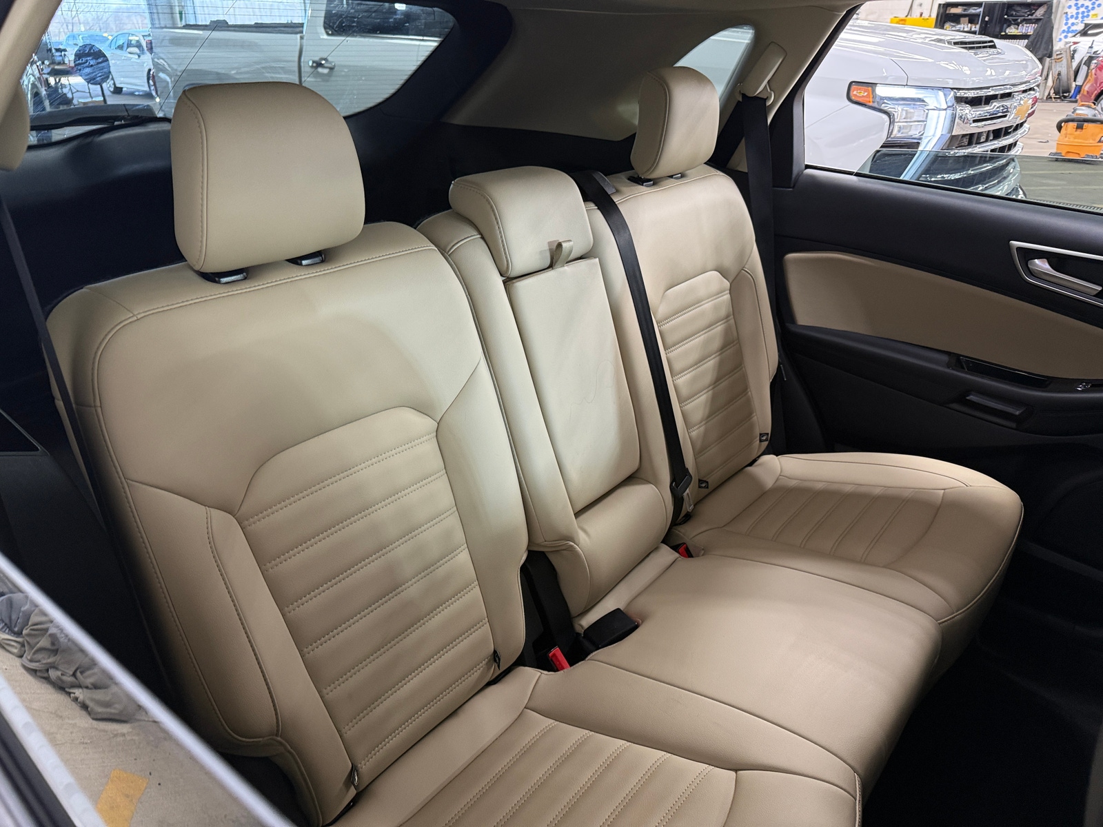 Thumbnail: 2019 Ford Edge - 6