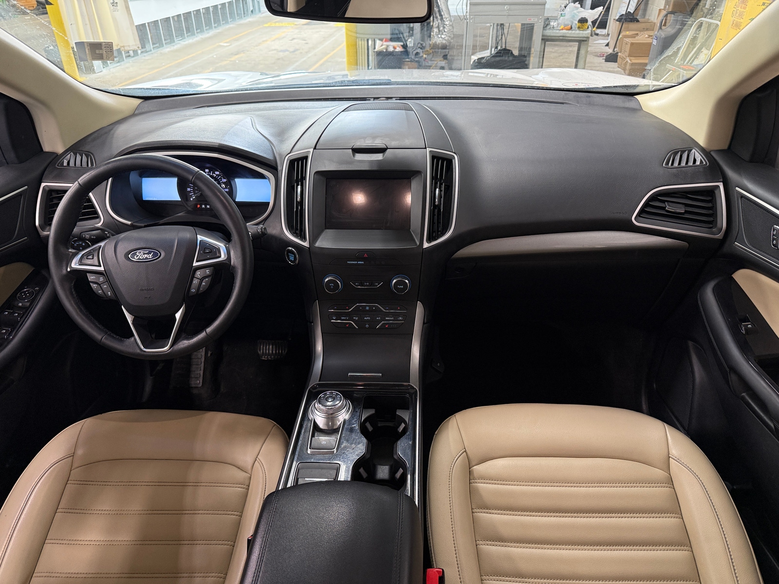 Thumbnail: 2019 Ford Edge - 3