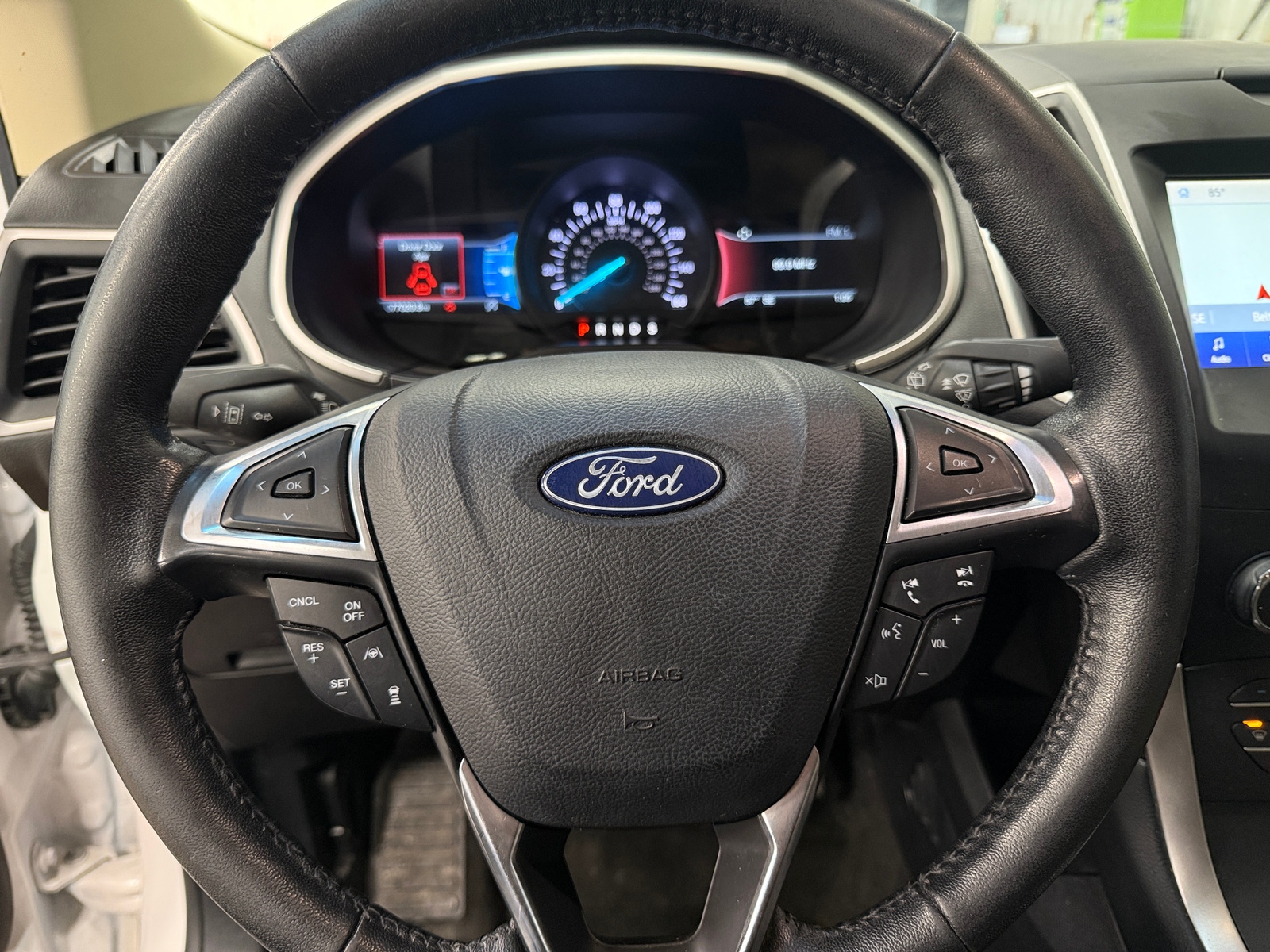 Thumbnail: 2019 Ford Edge - 5