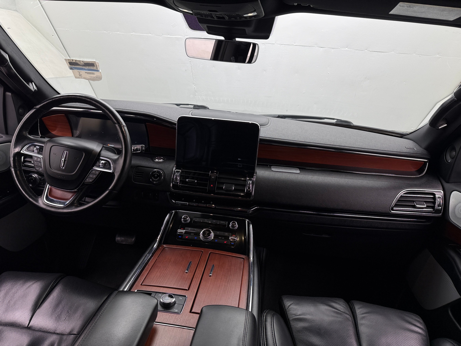 Thumbnail: 2020 Lincoln Navigator - 2