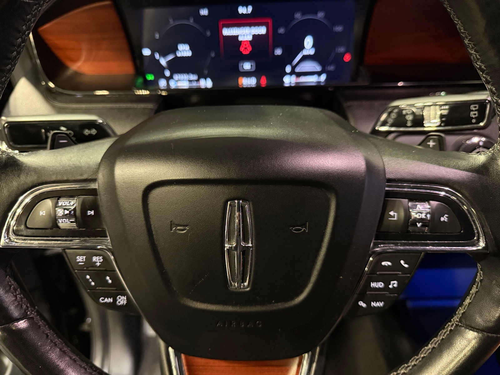 Thumbnail: 2020 Lincoln Navigator - 4