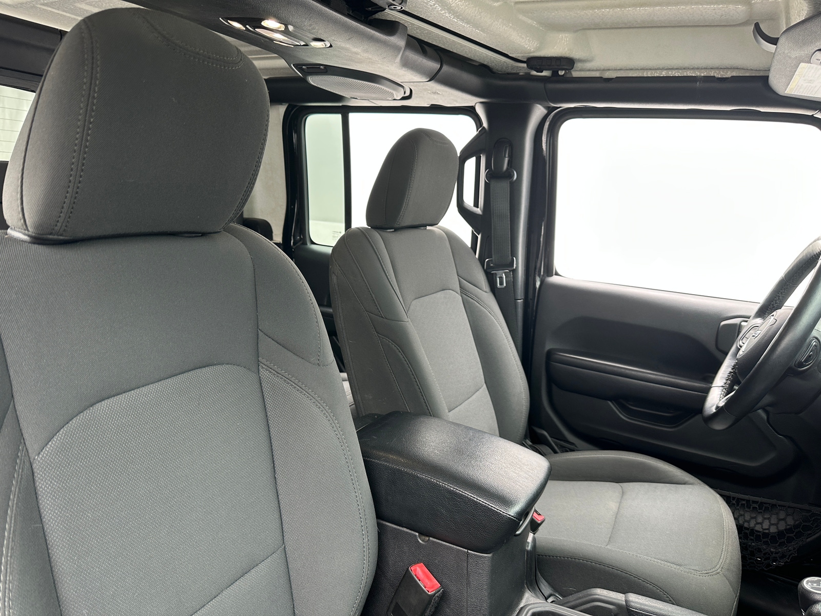 Thumbnail: 2021 Jeep Gladiator - 2