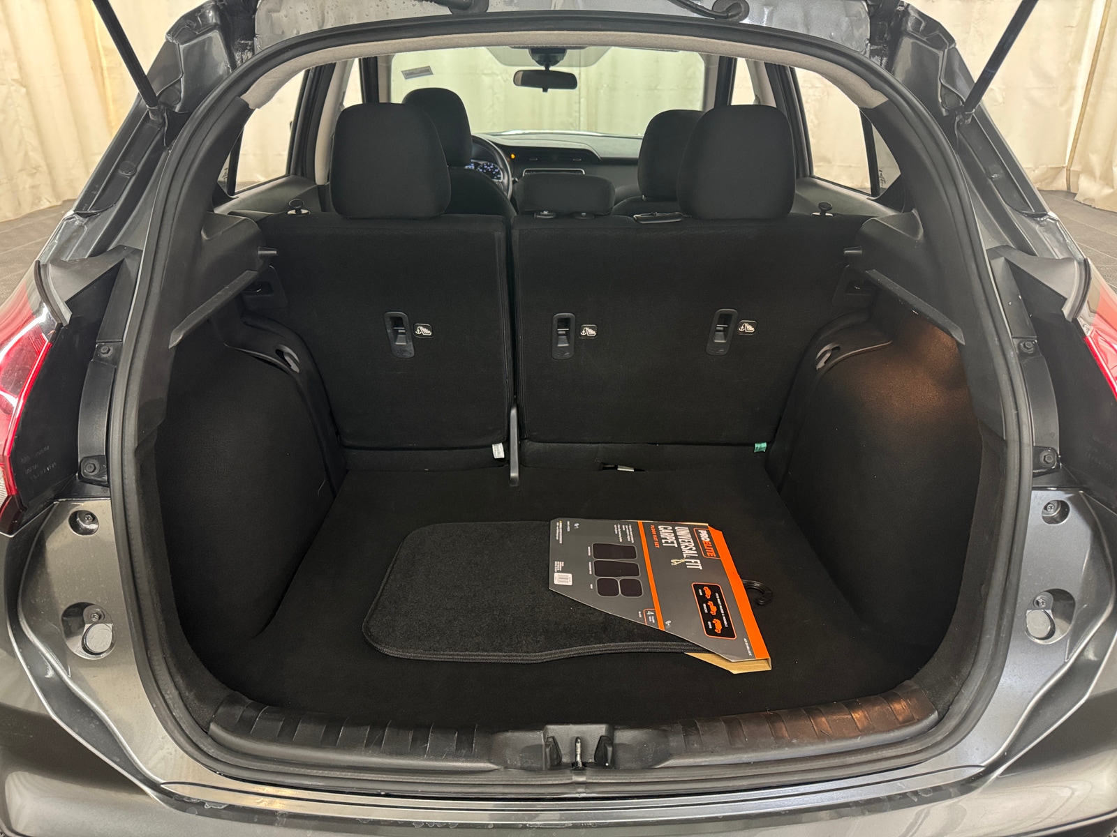 Thumbnail: 2024 Nissan Kicks - 7