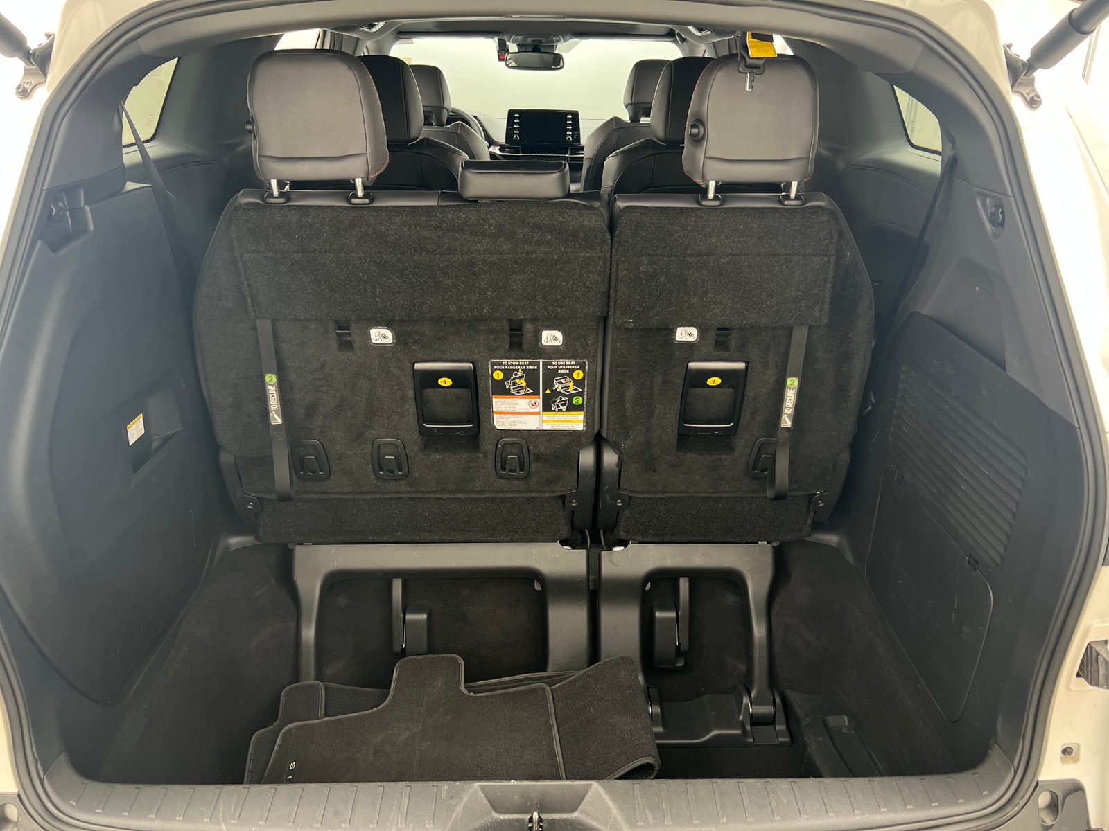 Thumbnail: 2024 Toyota Sienna - 6