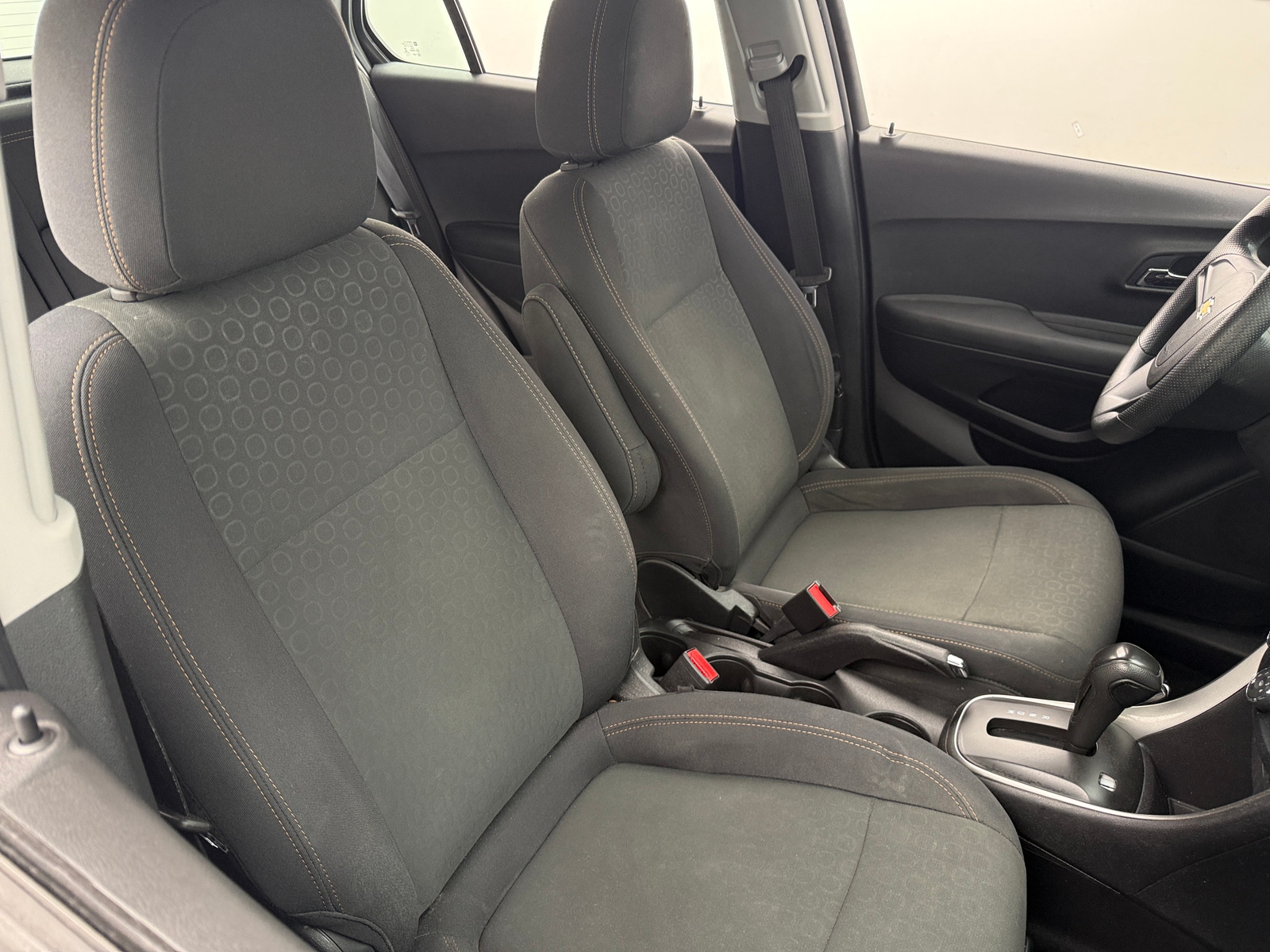 Thumbnail: 2018 Chevrolet Trax - 2