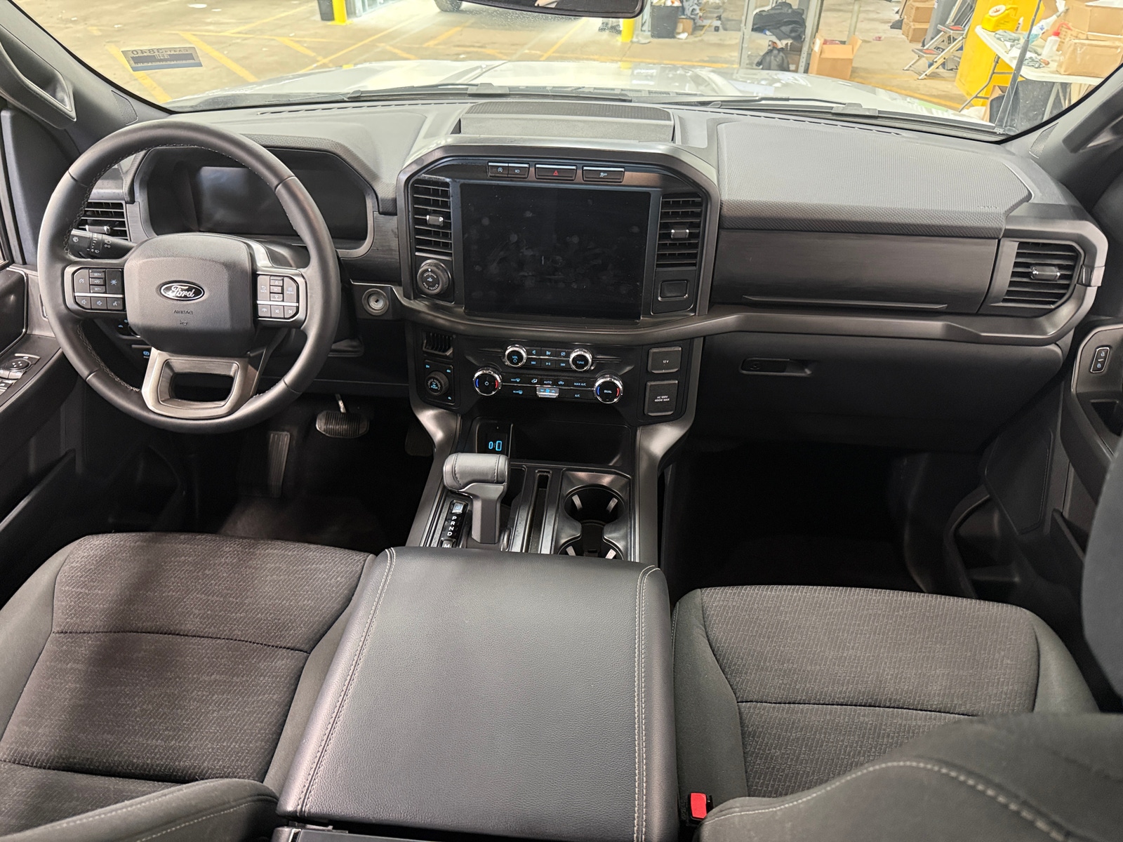 Thumbnail: 2024 Ford Econoline - 3