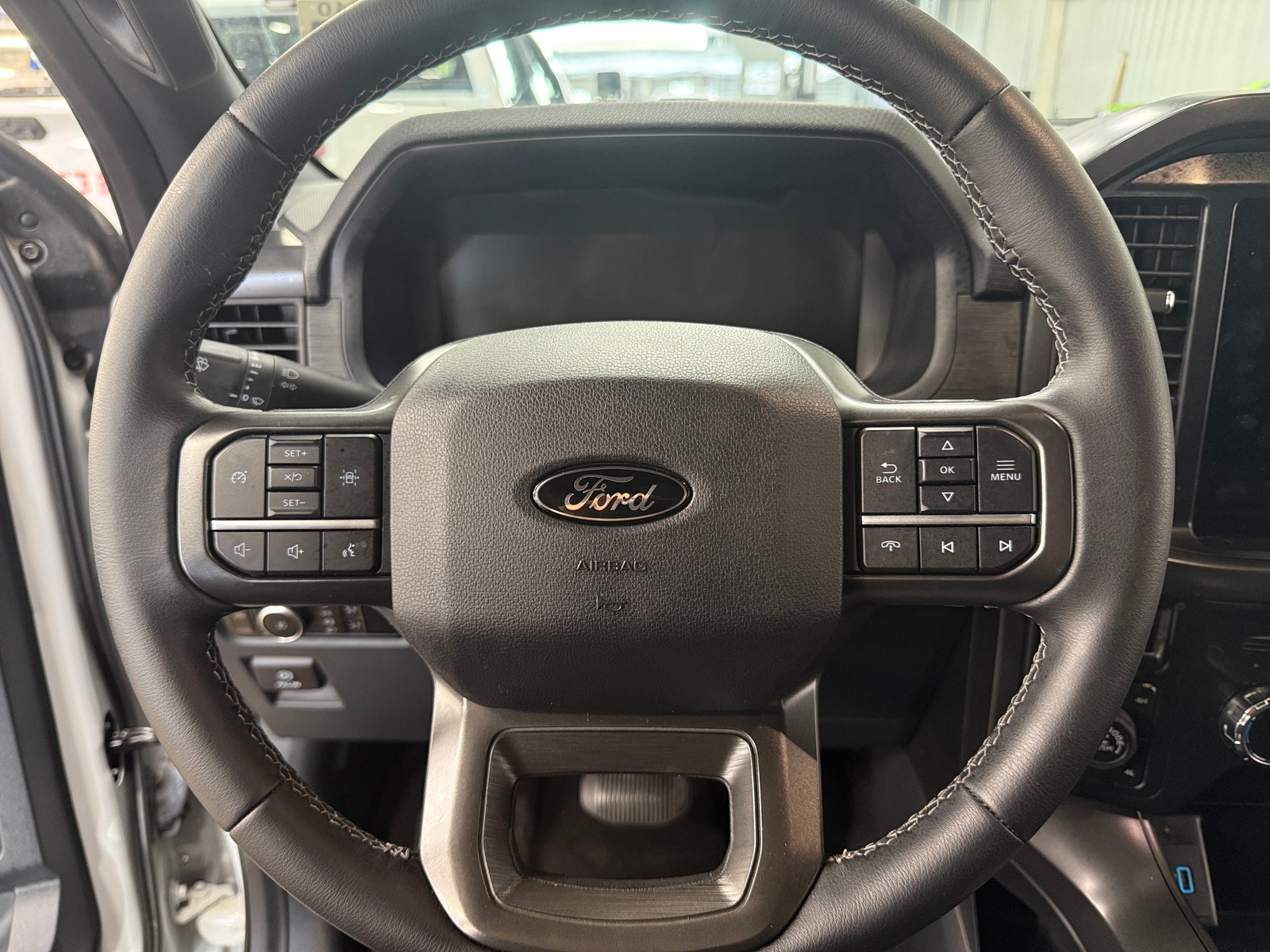 Thumbnail: 2024 Ford Econoline - 5