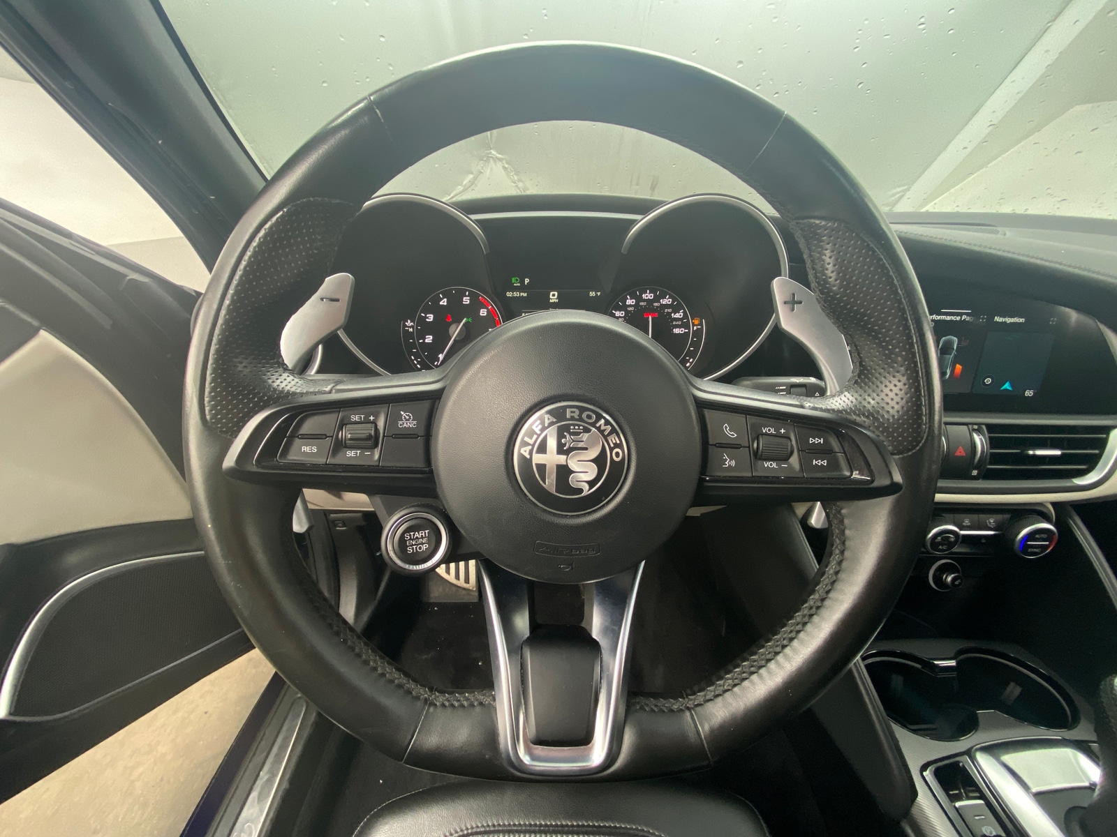 Thumbnail: 2020 Alfa Romeo Giulia - 4