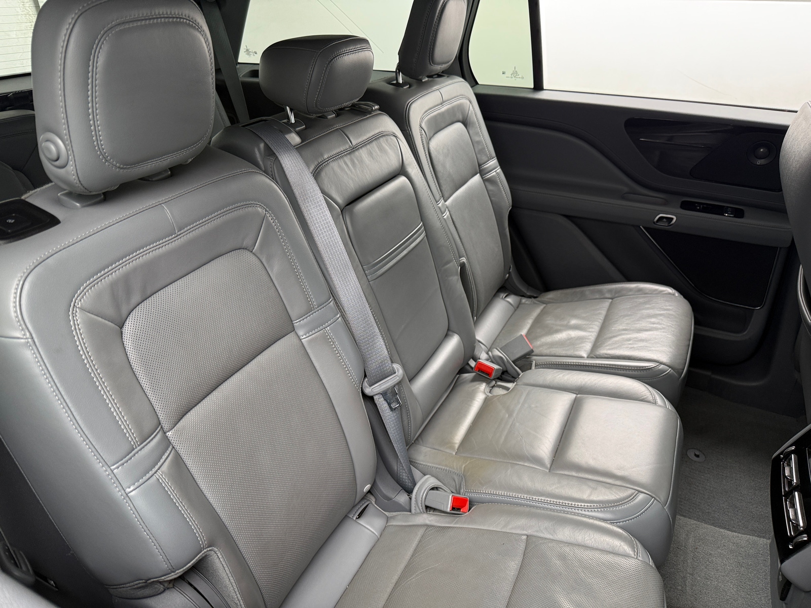 Thumbnail: 2020 Lincoln Aviator - 5