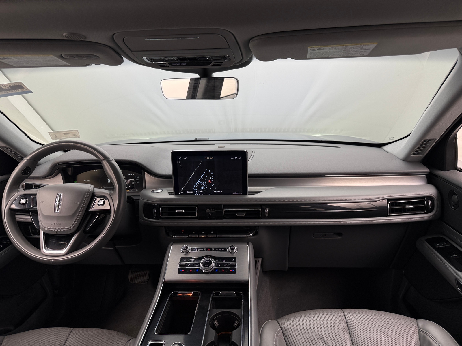 Thumbnail: 2020 Lincoln Aviator - 2