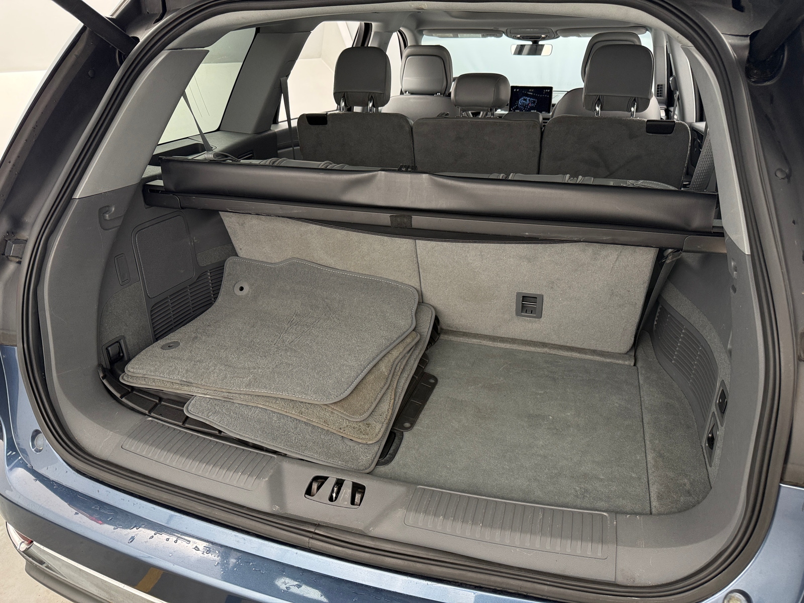 Thumbnail: 2020 Lincoln Aviator - 6