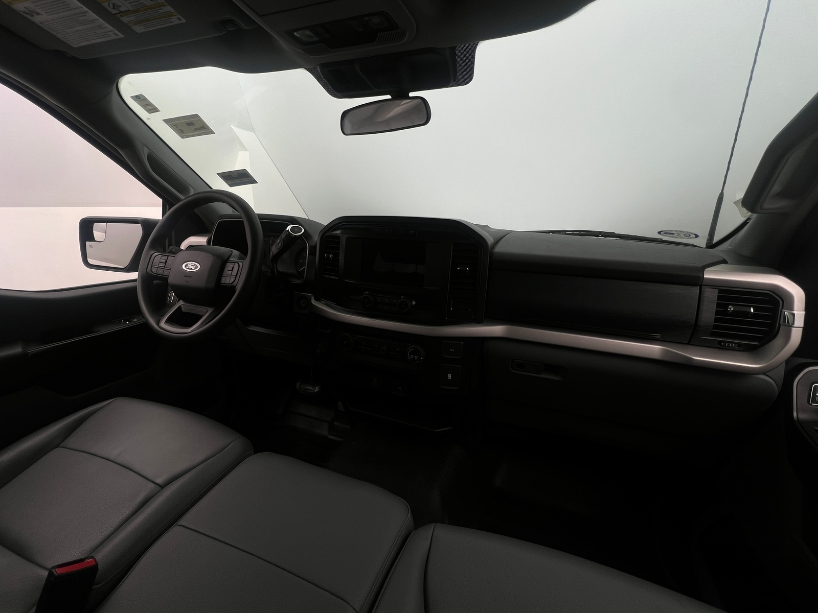 Thumbnail: 2021 Ford Econoline - 3