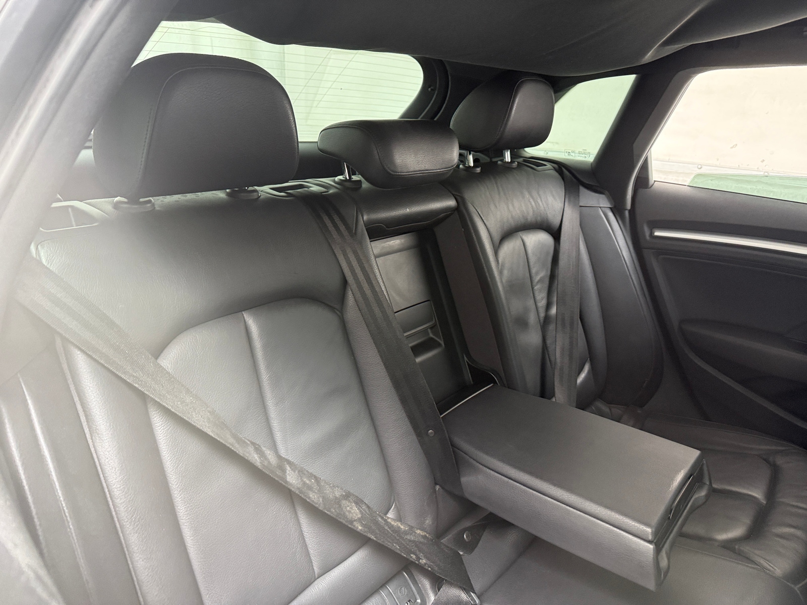 Thumbnail: 2016 Audi A3 e-tron - 5