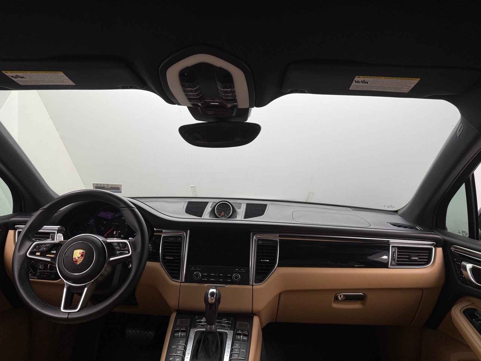 Thumbnail: 2018 Porsche Macan - 3