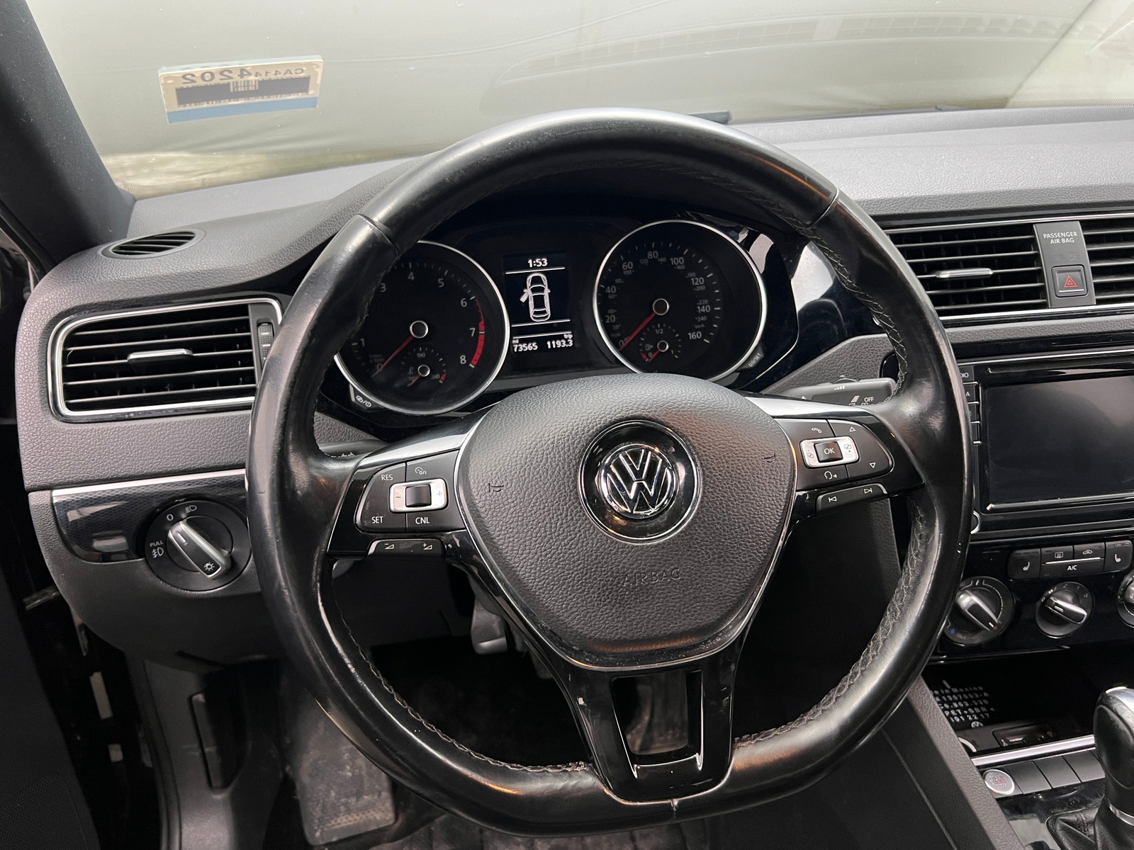Thumbnail: 2018 Volkswagen Jetta - 4