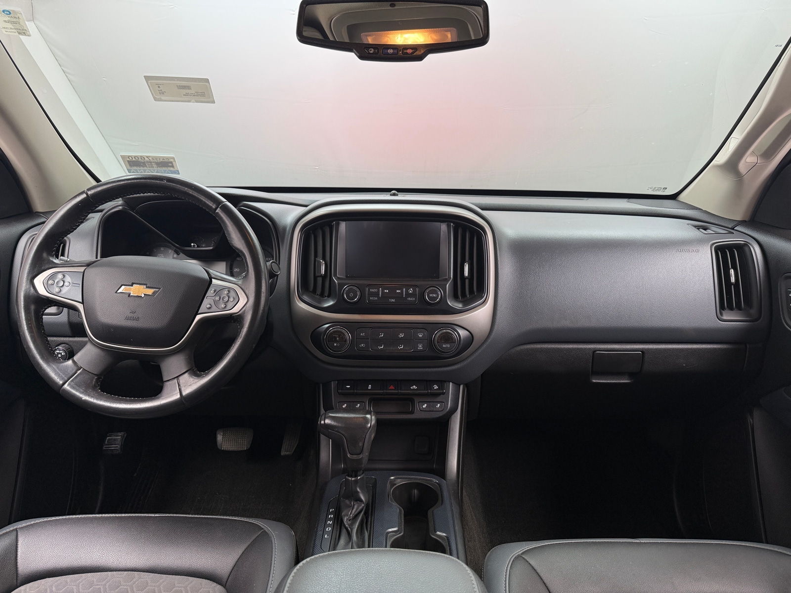 Thumbnail: 2018 Chevrolet Colorado - 3