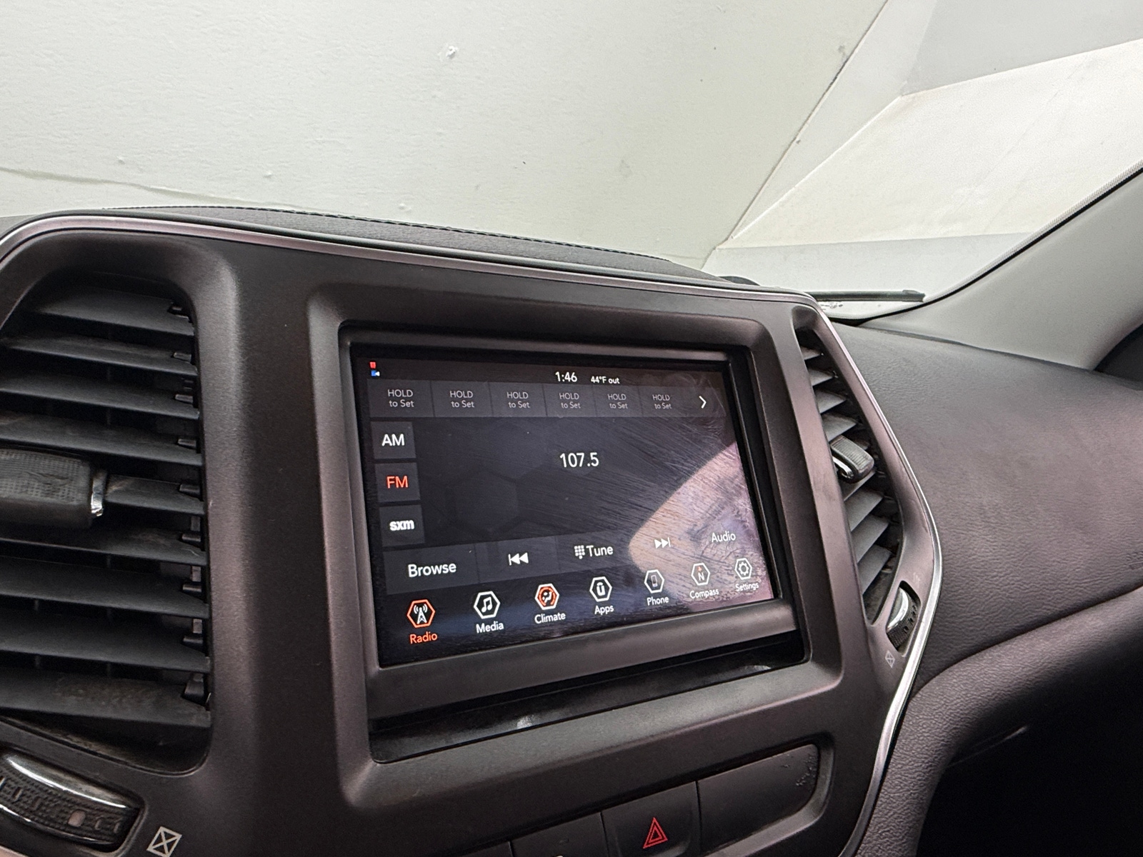 Thumbnail: 2020 Jeep Cherokee - 4