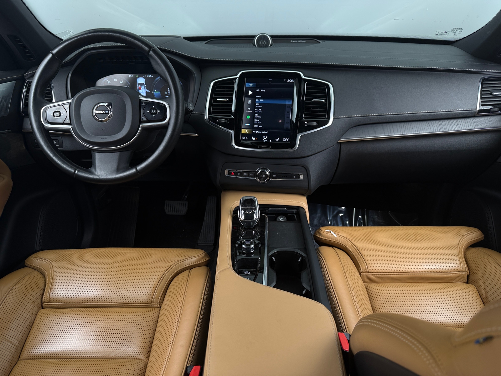 Thumbnail: 2022 Volvo XC90 - 2