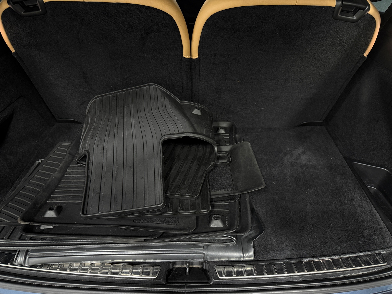 Thumbnail: 2022 Volvo XC90 - 6