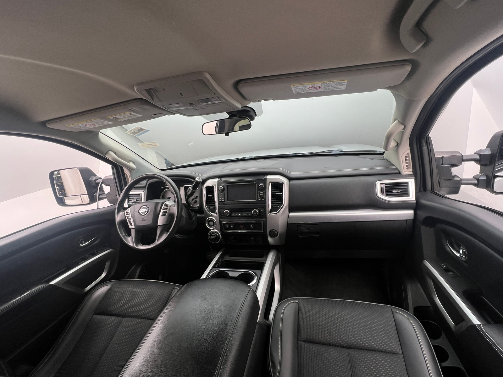 Thumbnail: 2018 Nissan Titan - 3