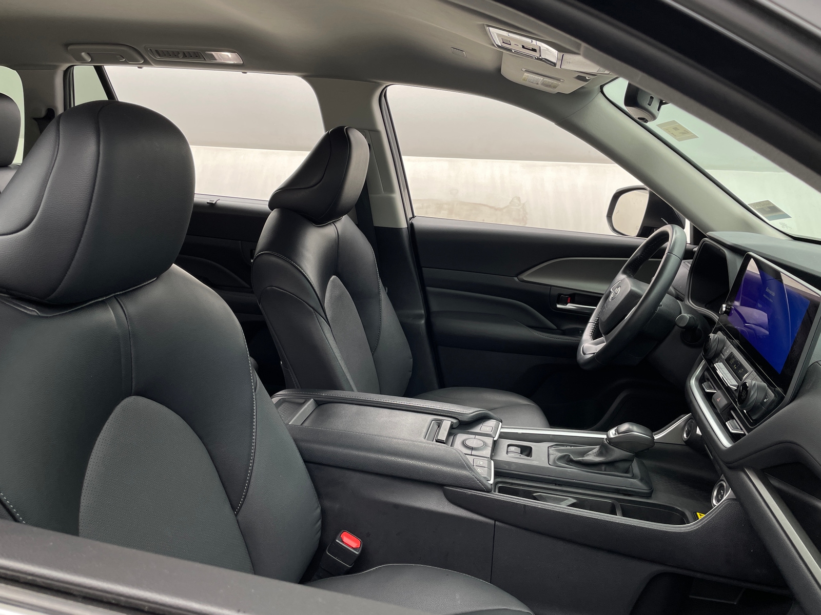 Thumbnail: 2024 Toyota Grand Highlander - 2