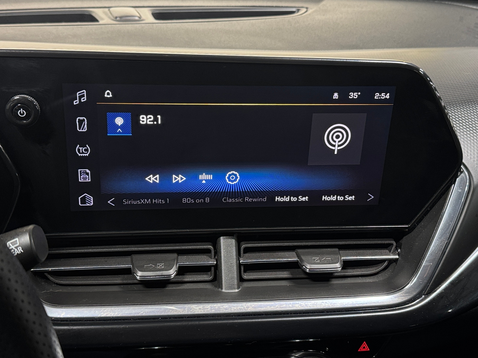 Thumbnail: 2025 Chevrolet Trax - 3