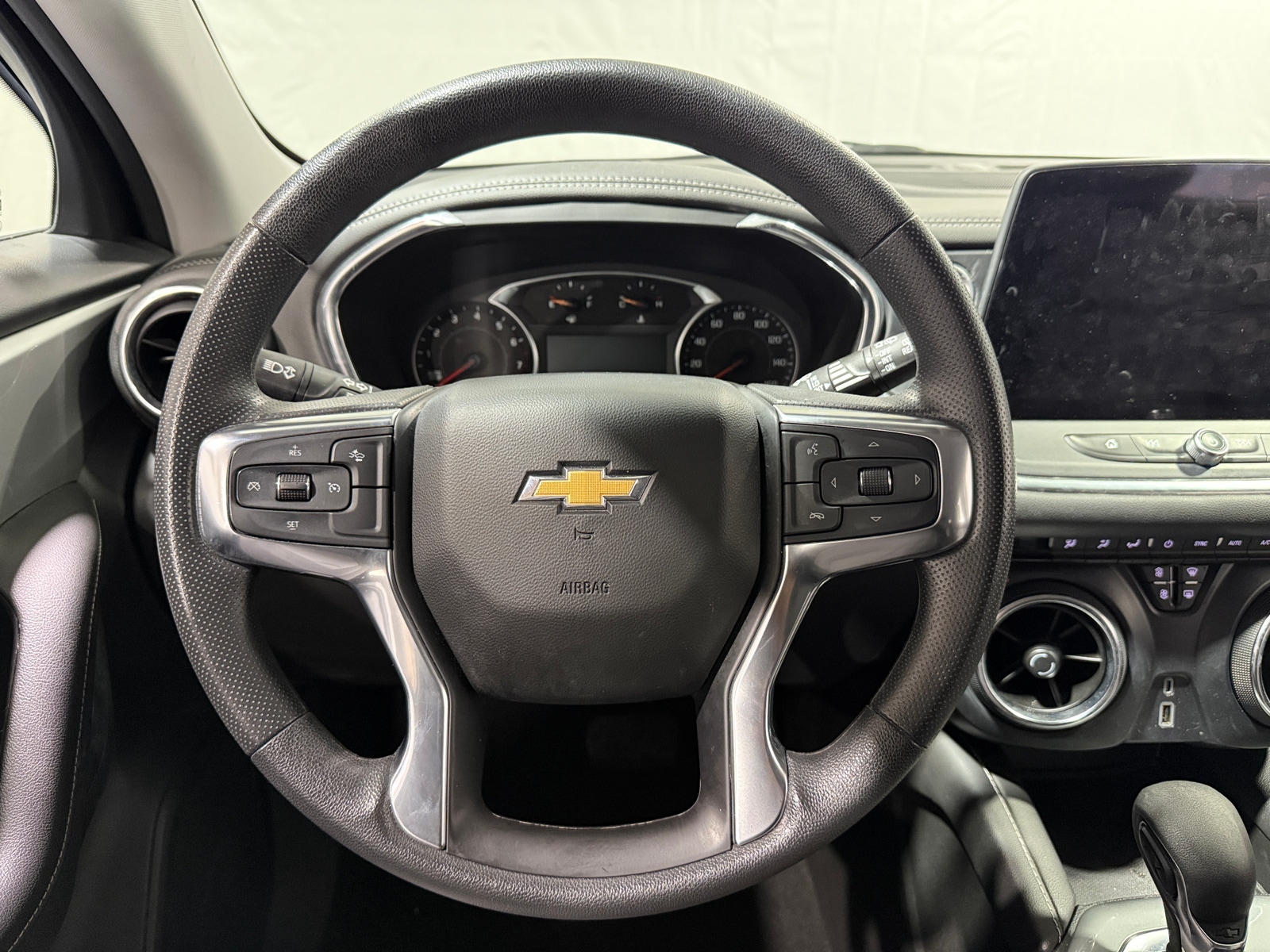 Thumbnail: 2025 Chevrolet Blazer - 5