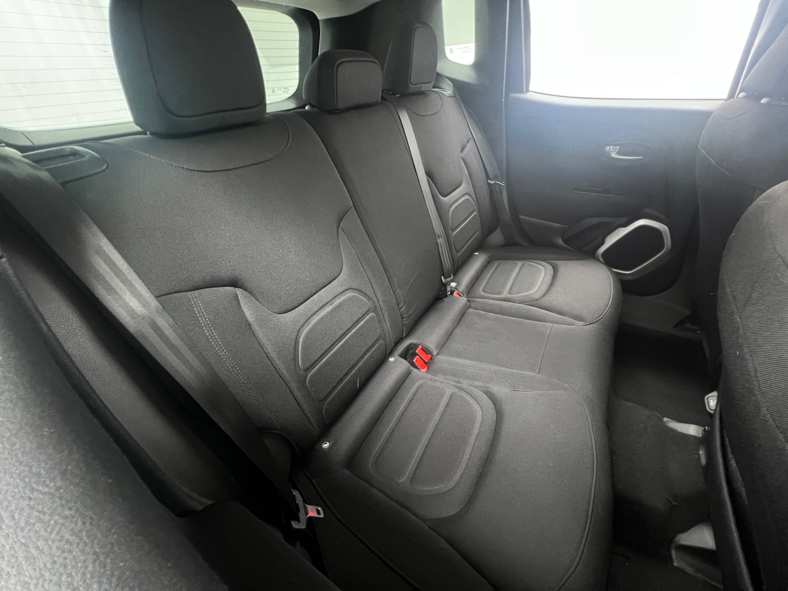 Thumbnail: 2018 Jeep Renegade - 6