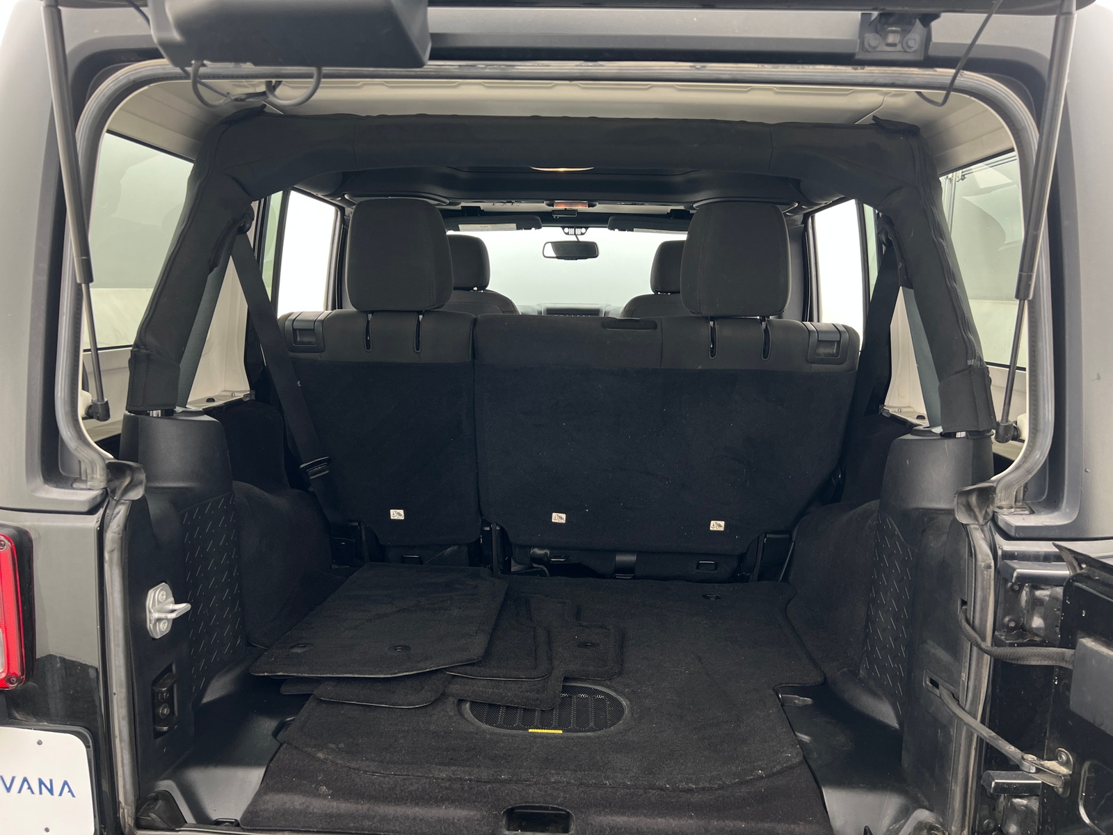 Thumbnail: 2016 Jeep Wrangler - 7