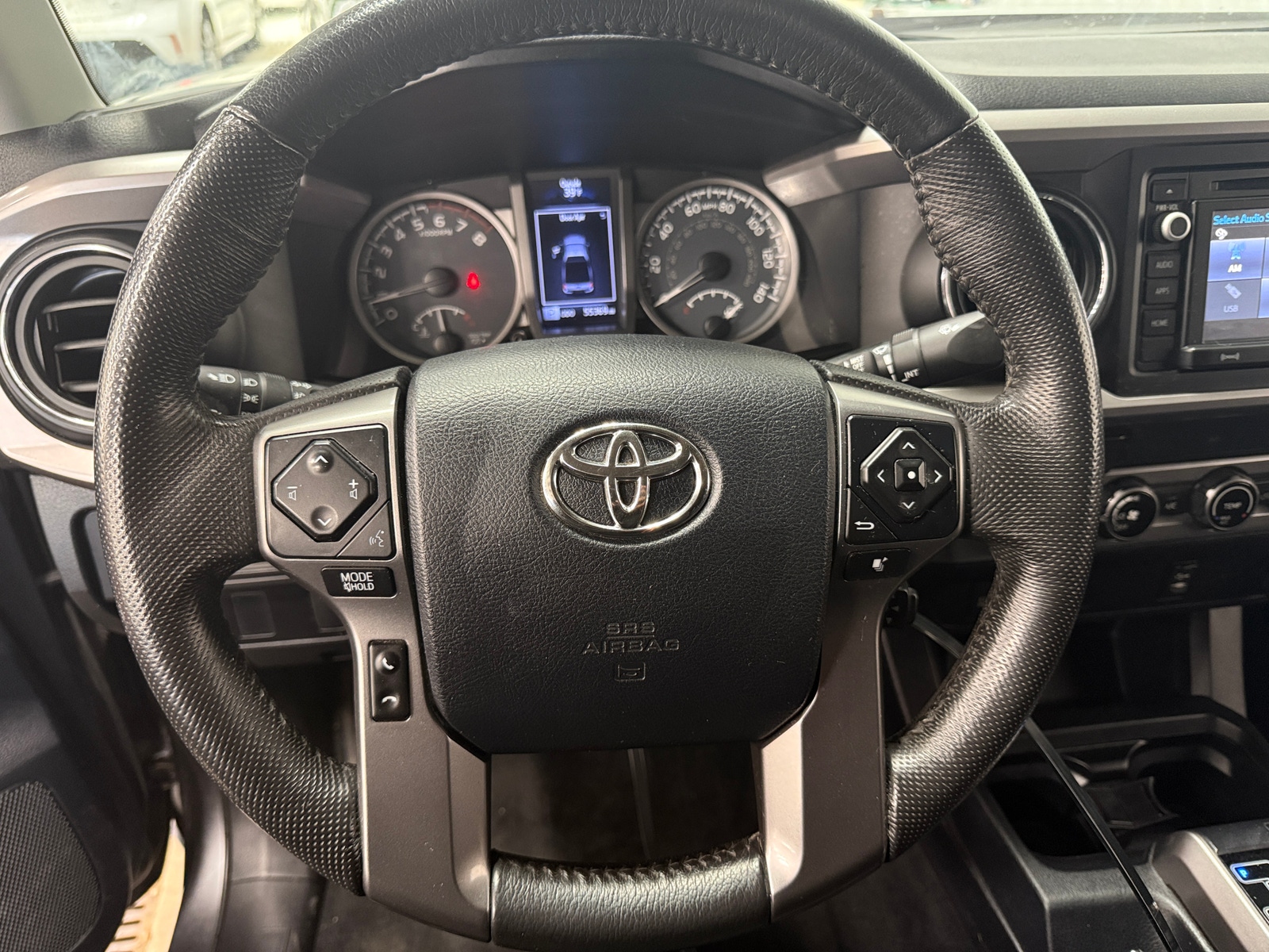 Thumbnail: 2016 Toyota Tacoma - 5