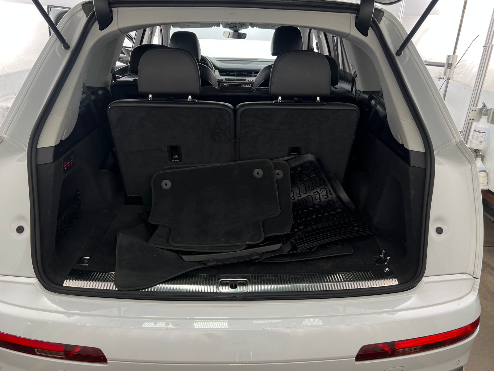 Thumbnail: 2018 Audi Q7 - 6