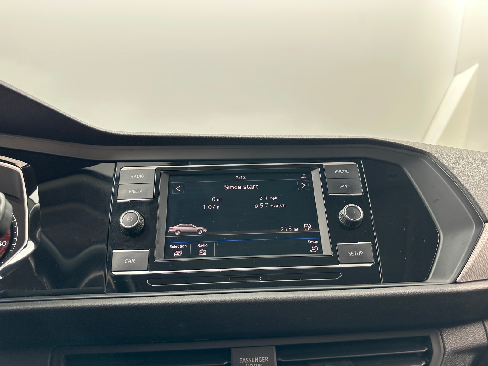 Thumbnail: 2019 Volkswagen Jetta - 3