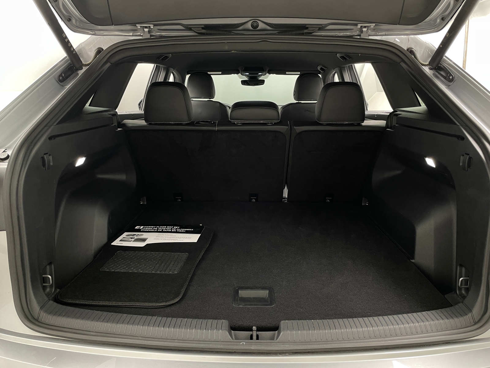 Thumbnail: 2025 Volkswagen Atlas - 6