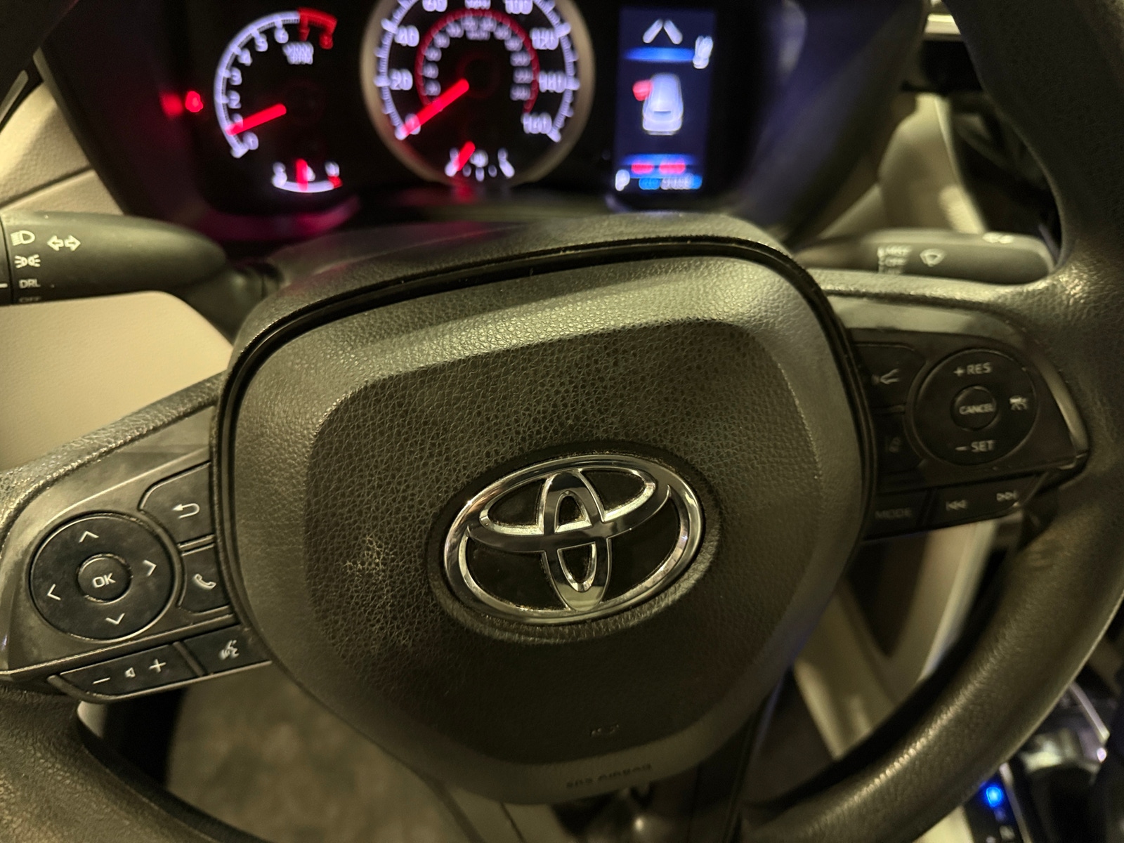 Thumbnail: 2022 Toyota Corolla Cross - 5