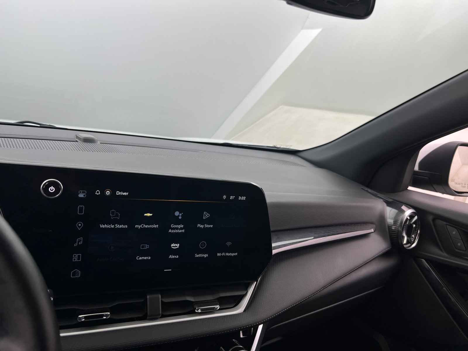 Thumbnail: 2025 Chevrolet Equinox - 4