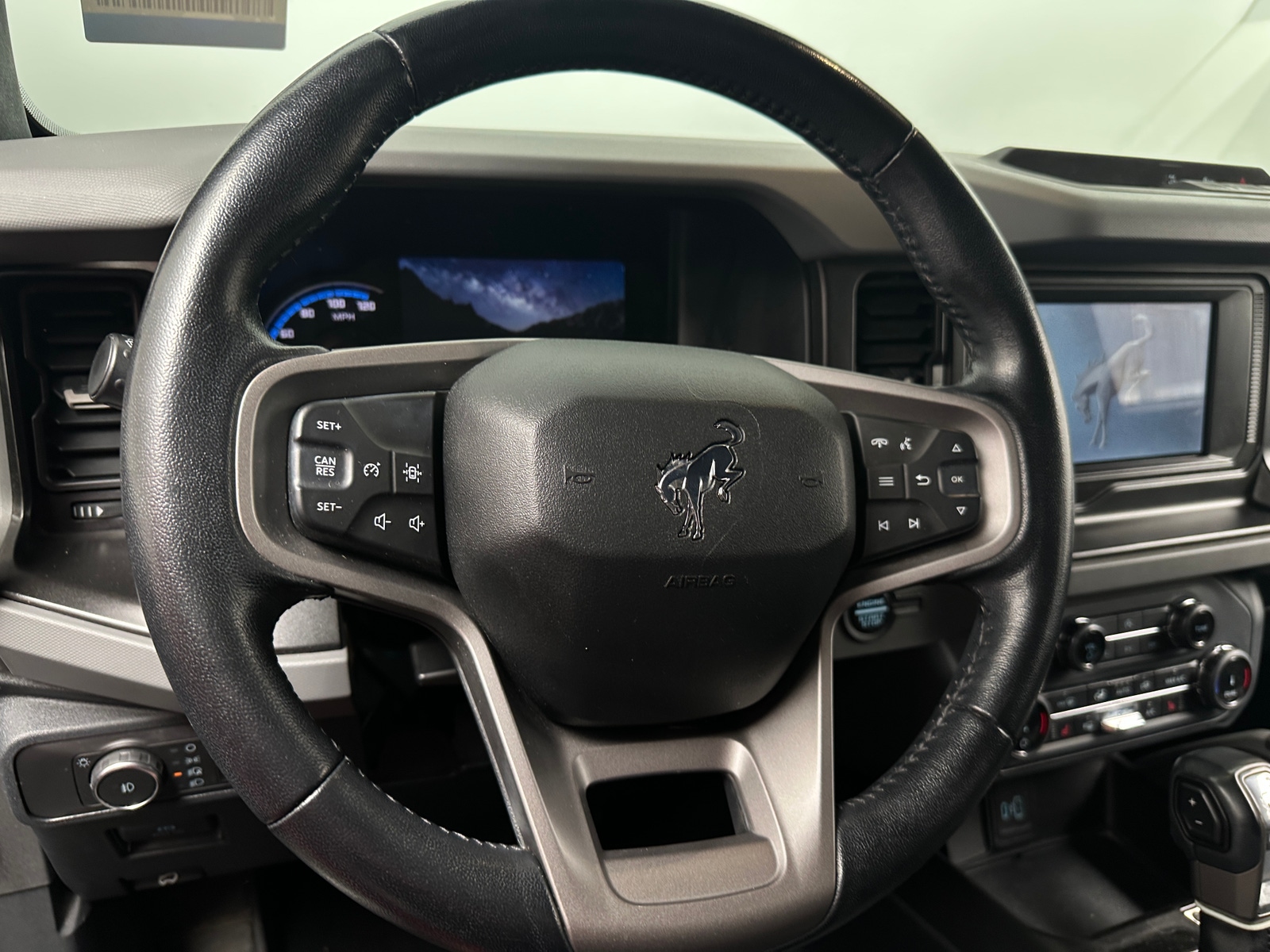 Thumbnail: 2022 Ford Bronco - 5