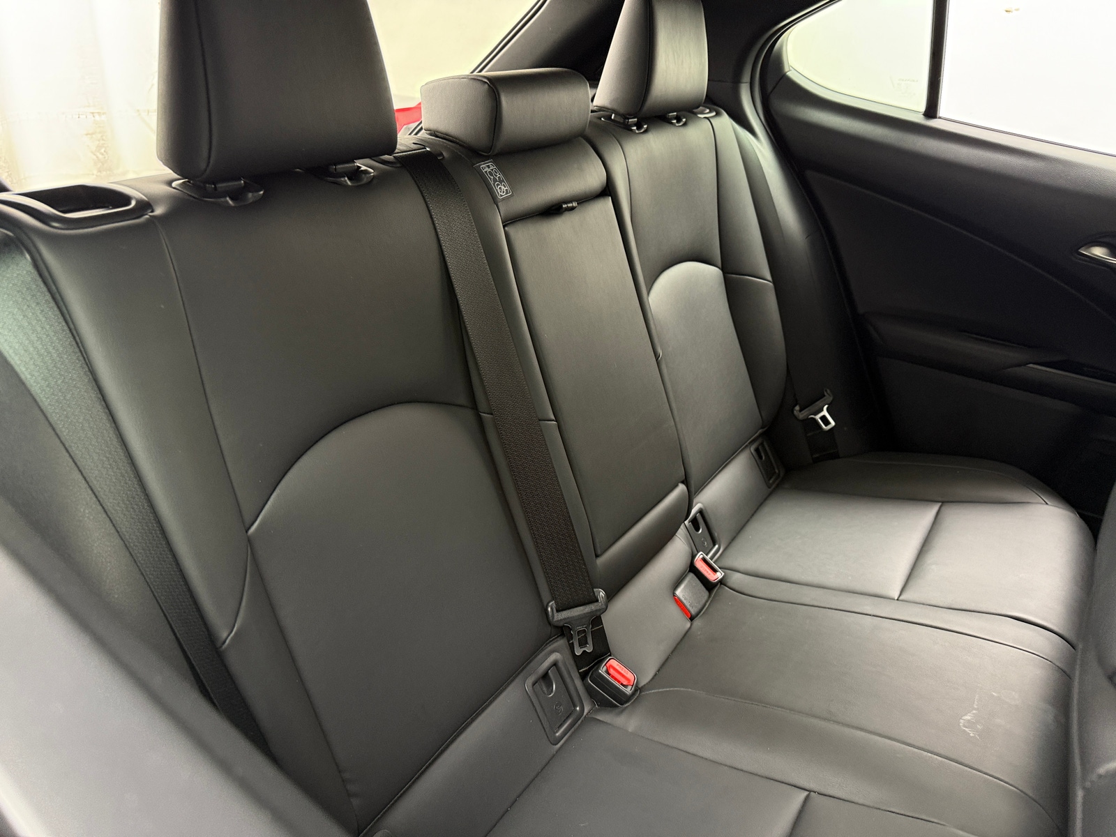 Thumbnail: 2020 Lexus UX - 5