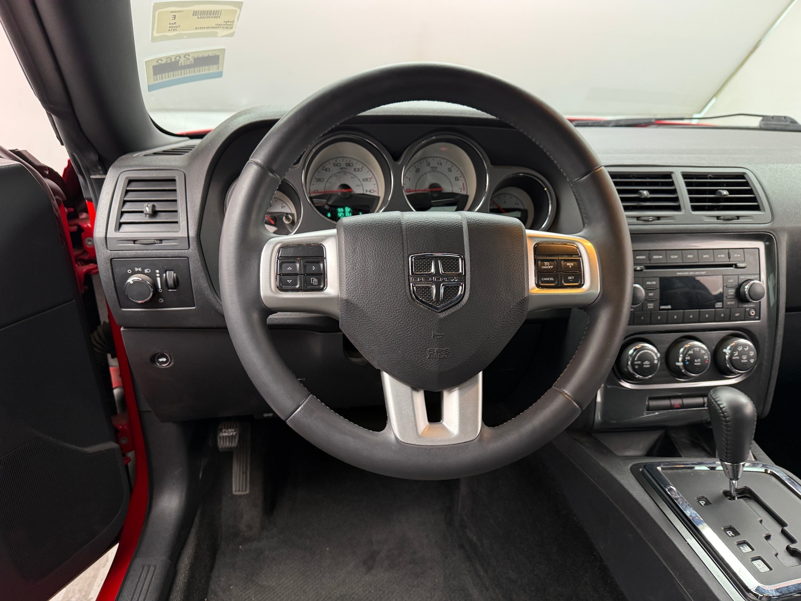 Thumbnail: 2014 Dodge Challenger - 4