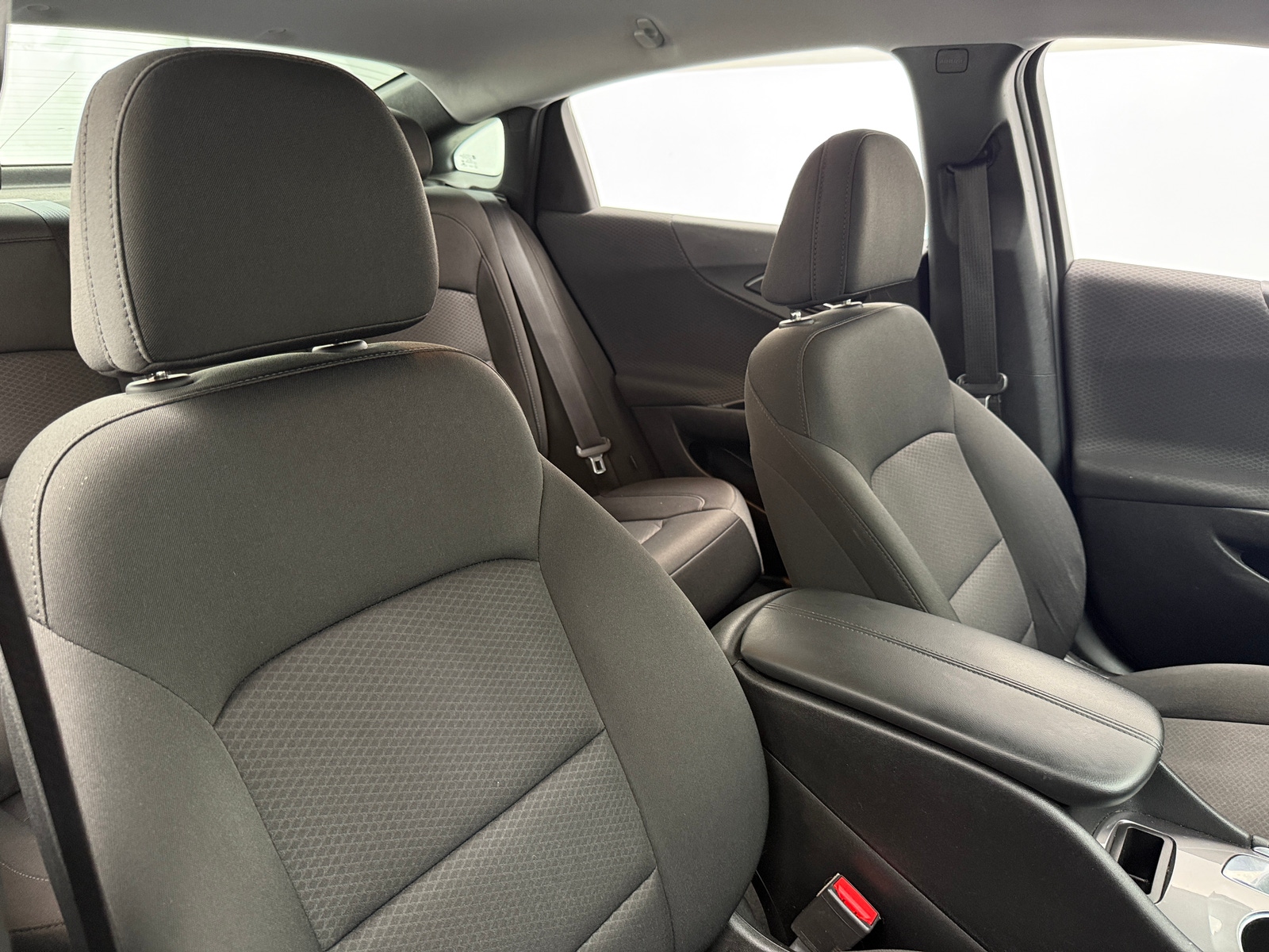 Thumbnail: 2018 Chevrolet Malibu - 2