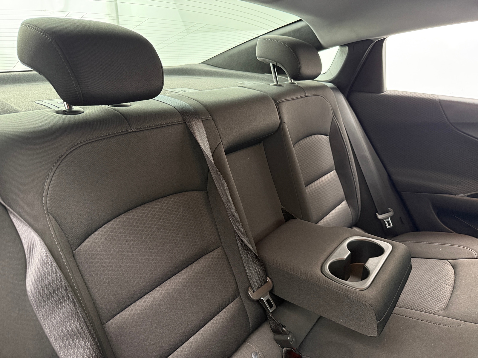 Thumbnail: 2018 Chevrolet Malibu - 6