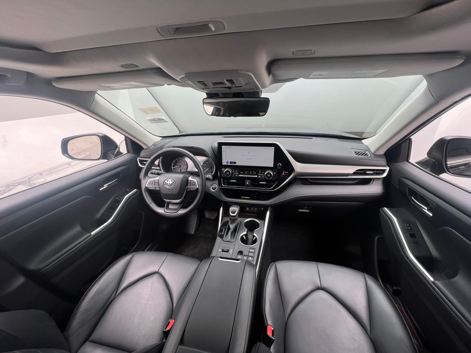 Thumbnail: 2024 Toyota Highlander - 2