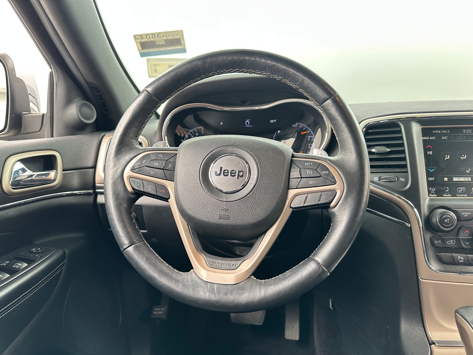 Thumbnail: 2017 Jeep Grand Cherokee - 4