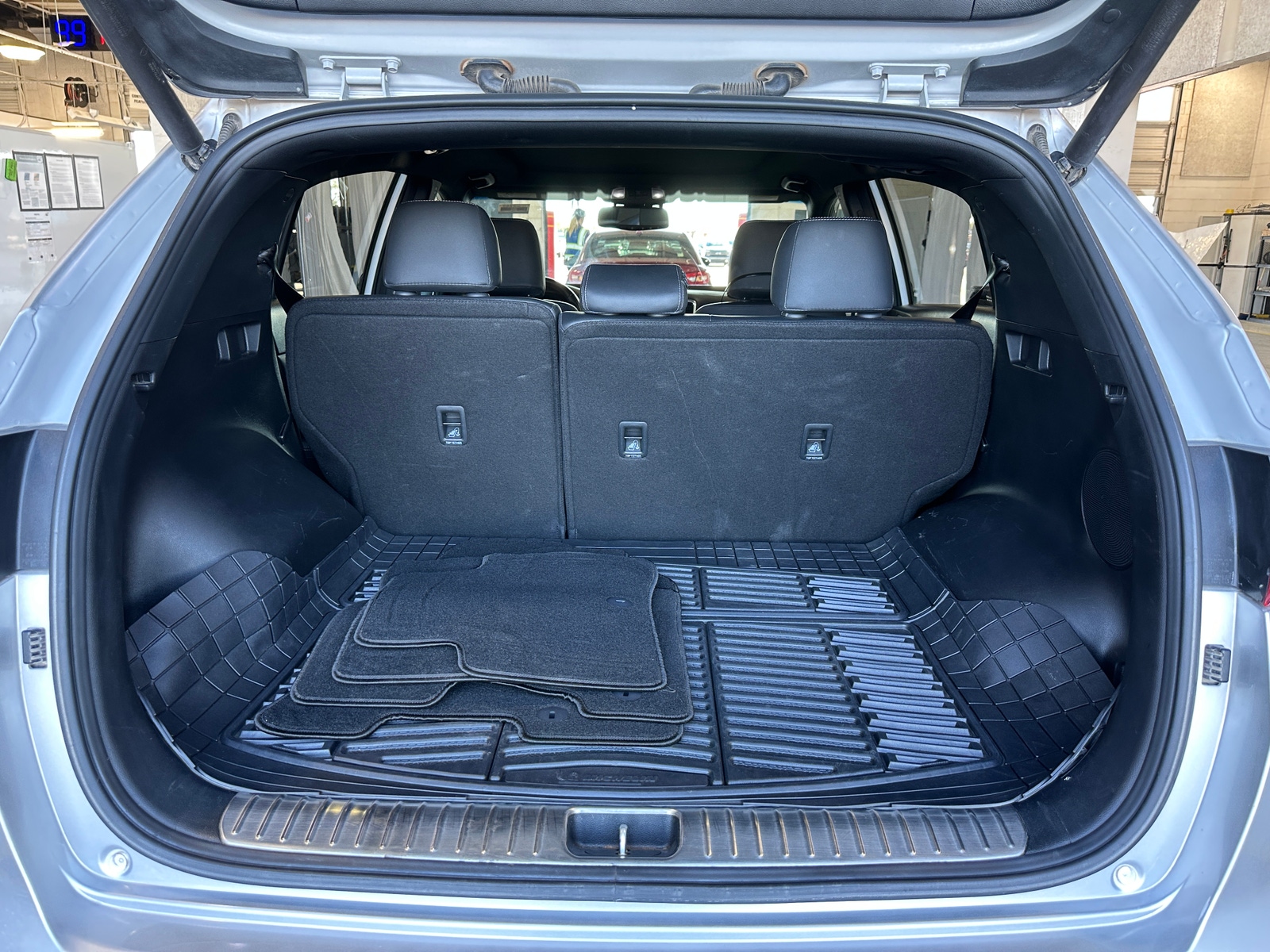 Thumbnail: 2022 Kia Sportage - 6