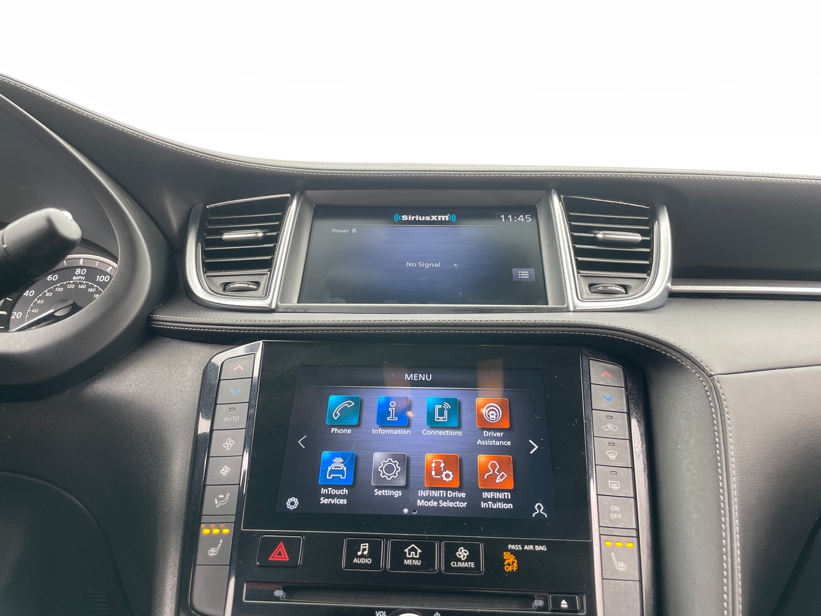 Thumbnail: 2022 INFINITI QX50 - 3