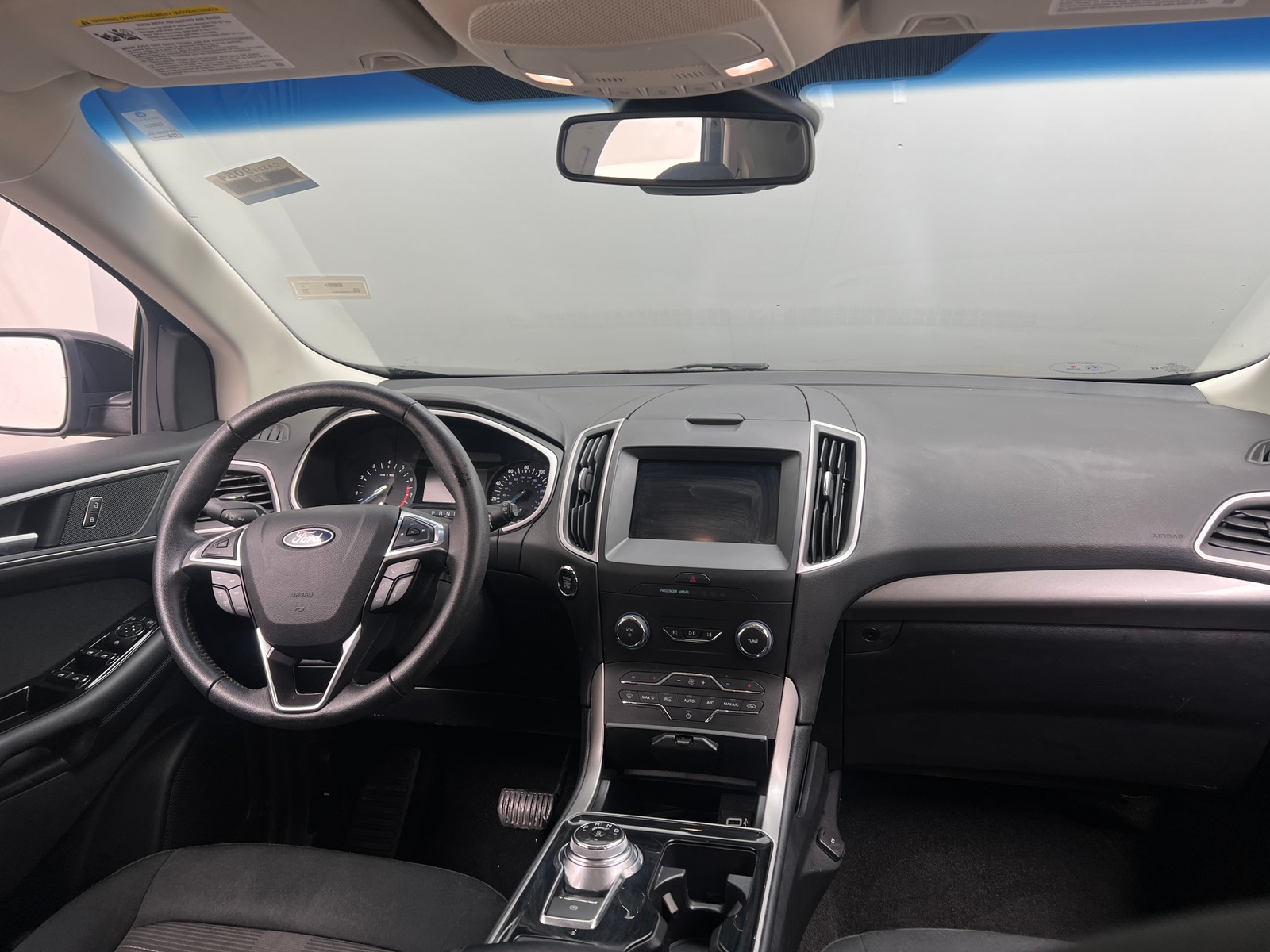 Thumbnail: 2019 Ford Edge - 3