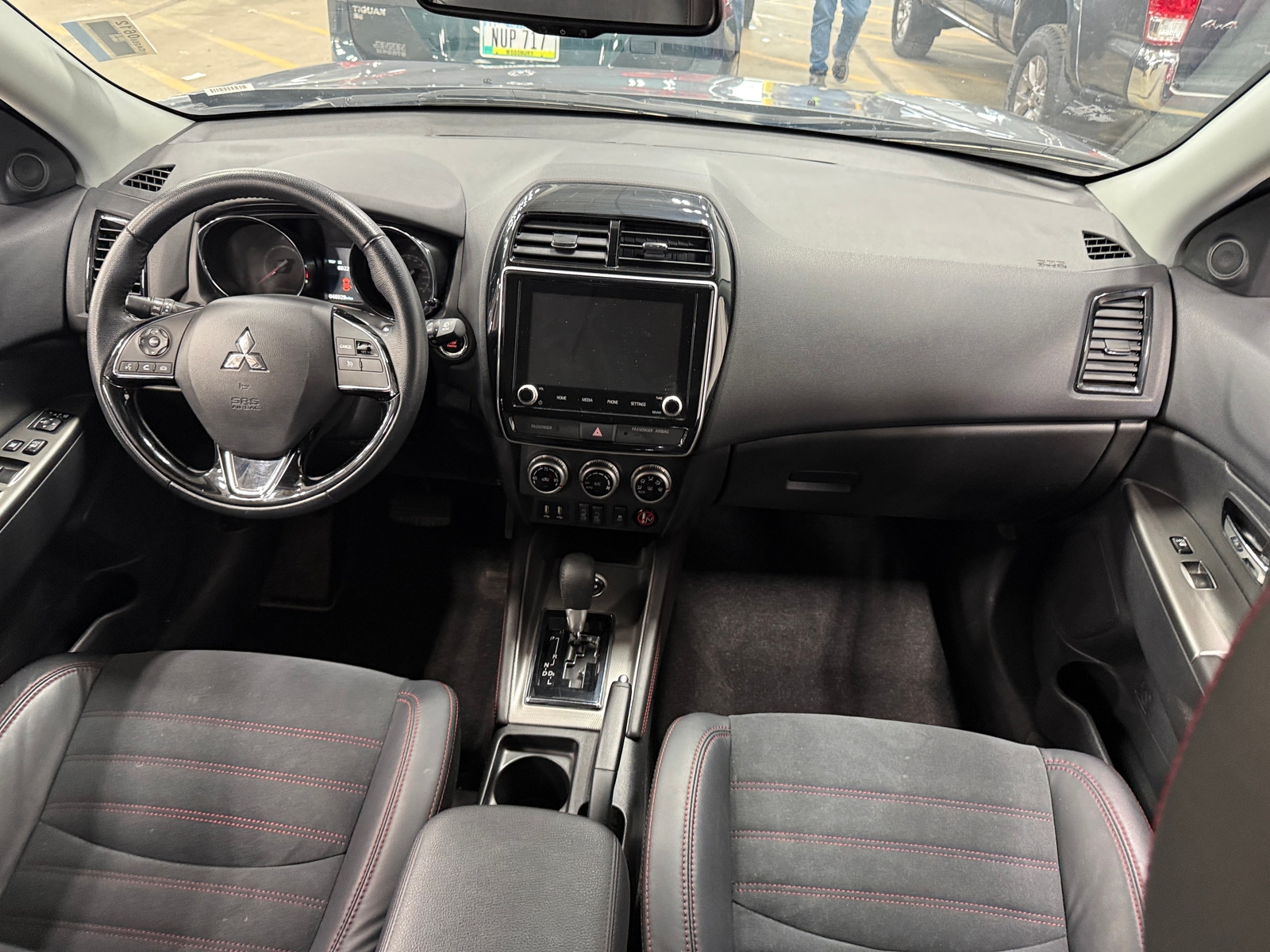 Thumbnail: 2024 Mitsubishi Outlander Sport - 2