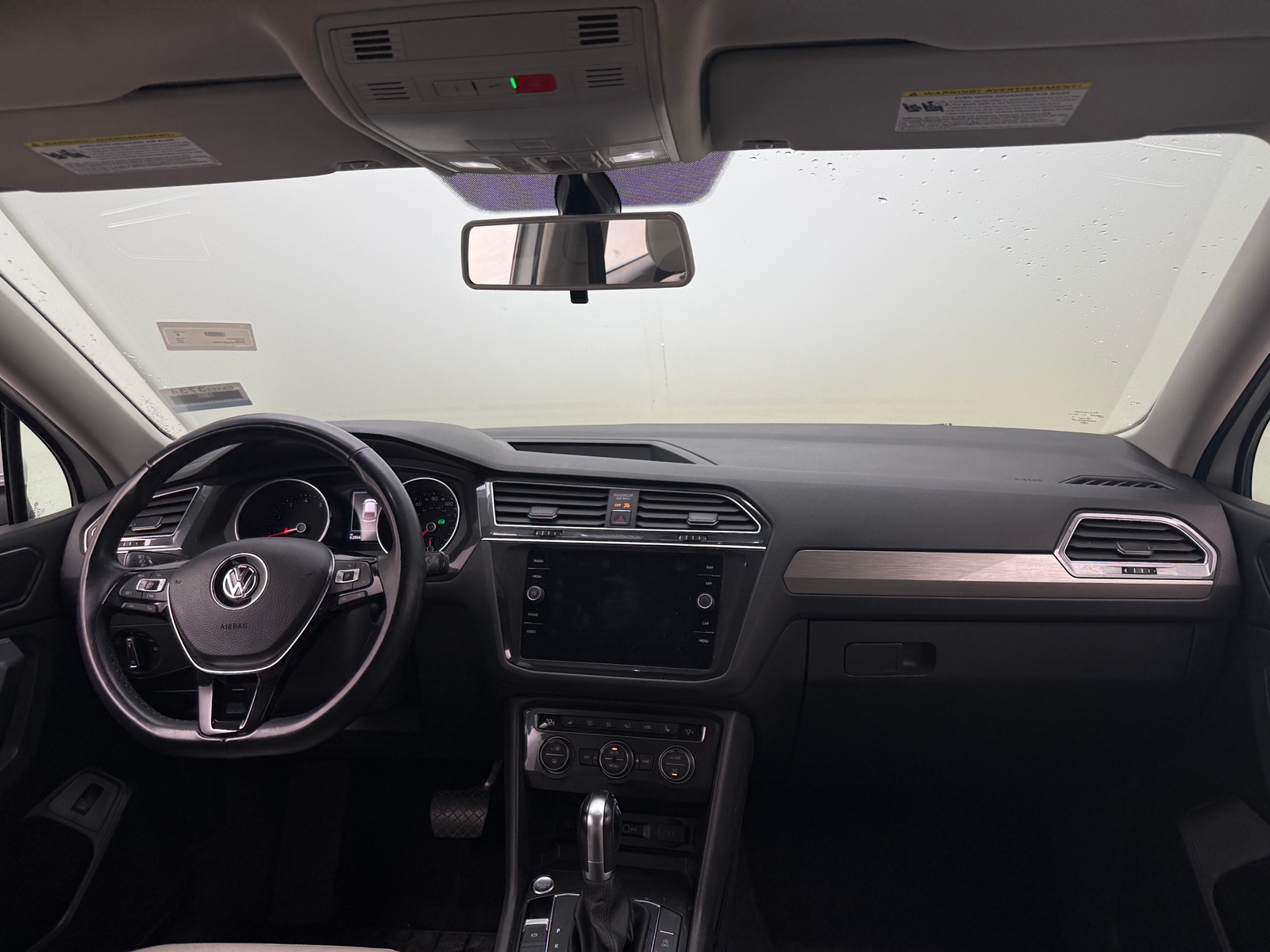 Thumbnail: 2018 Volkswagen Tiguan - 3