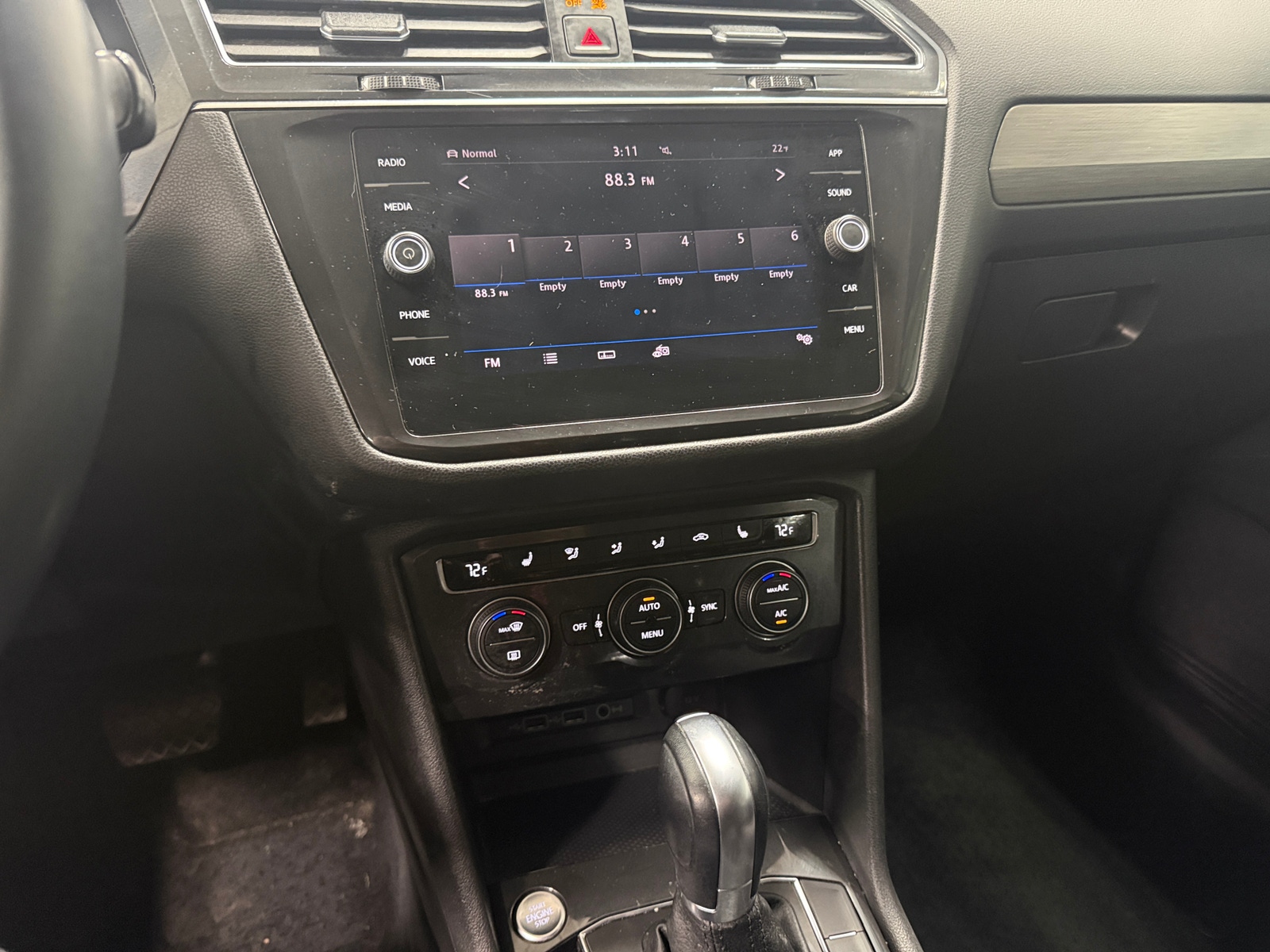 Thumbnail: 2019 Volkswagen Tiguan - 3