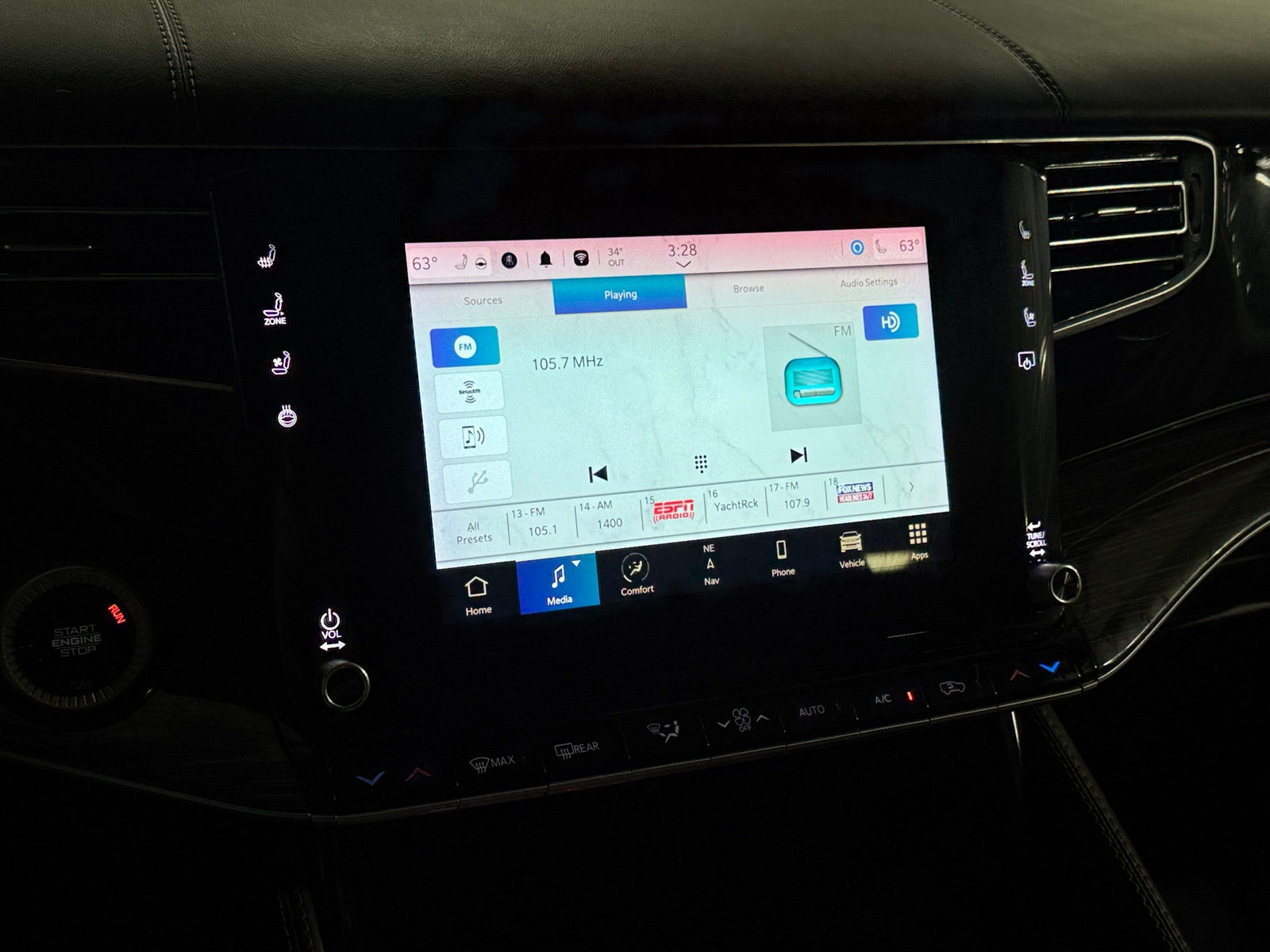 Thumbnail: 2022 Jeep Wagoneer - 3