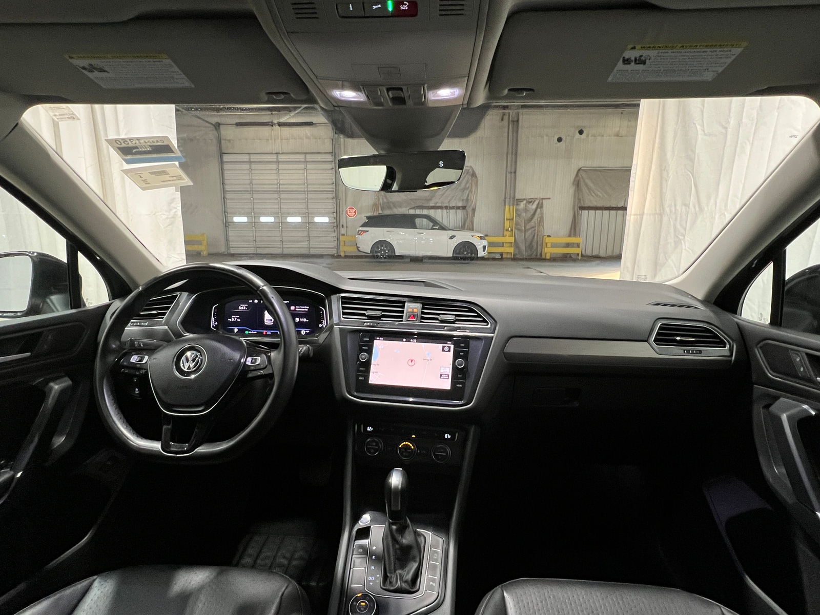 Thumbnail: 2020 Volkswagen Tiguan - 2